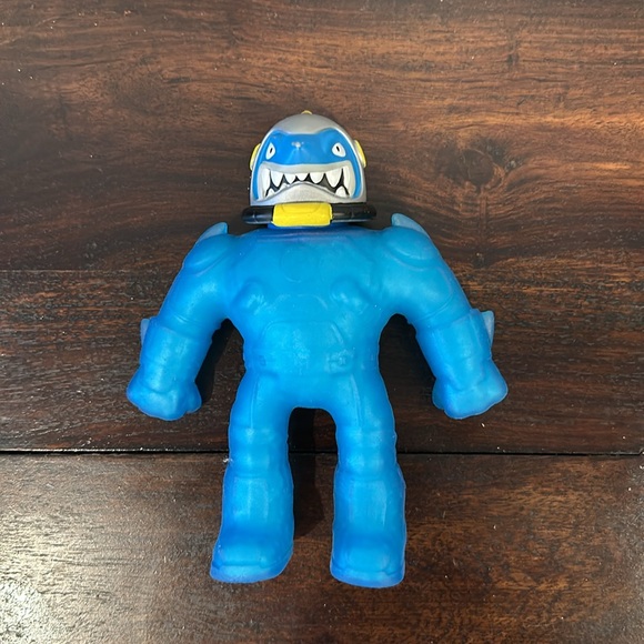 Bundle of Goo Zit Ju Toys - Picture 3 of 9